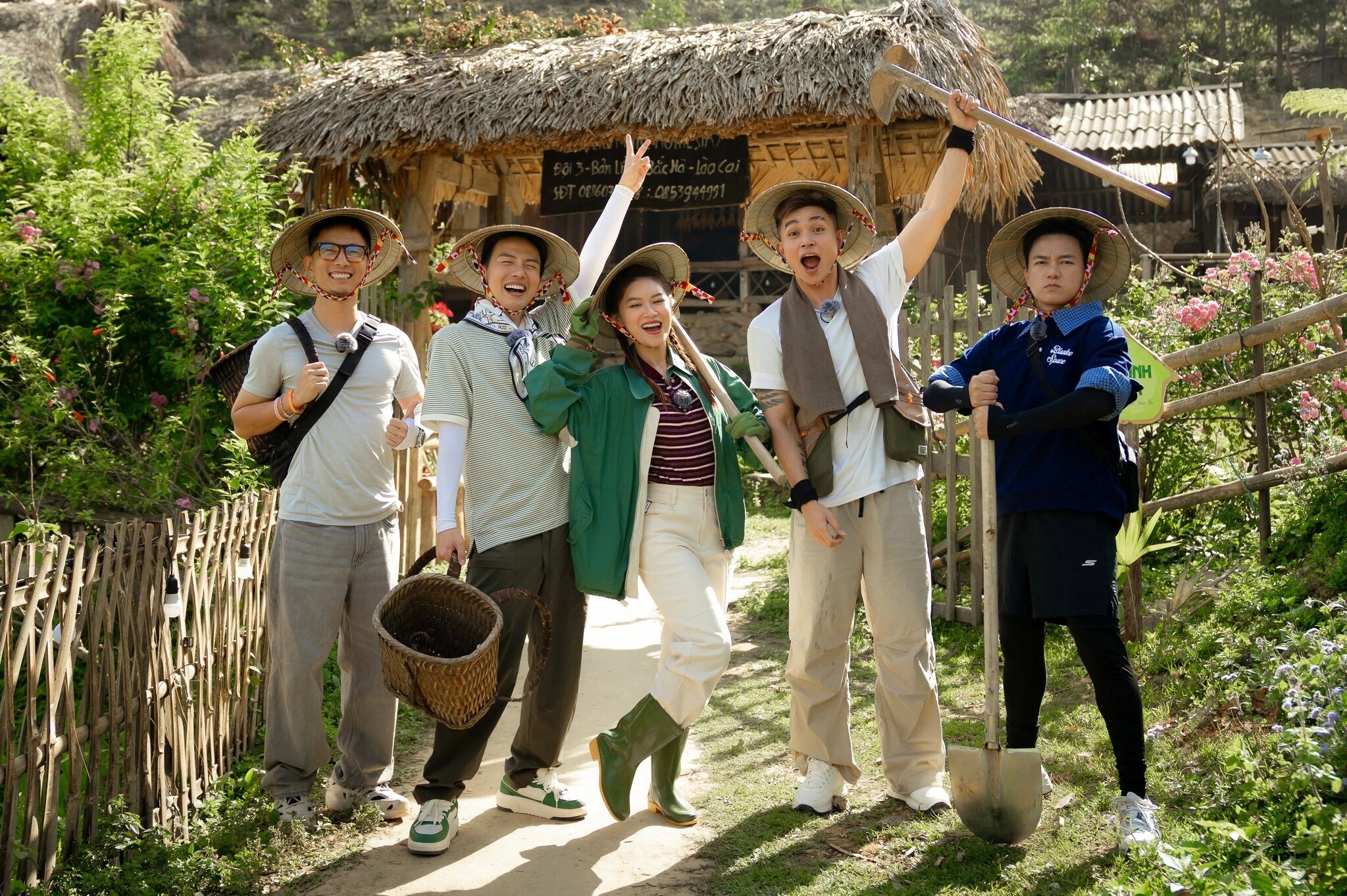 “Gia đình HaHa” mang đến nguồn năng lượng “chữa lành”.