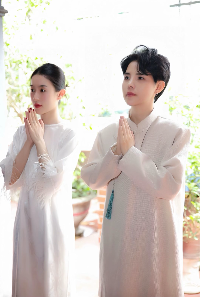 Thu Trang đưa Vũ Cát Tường về quê ra mắt gia tiên, họ hàng.