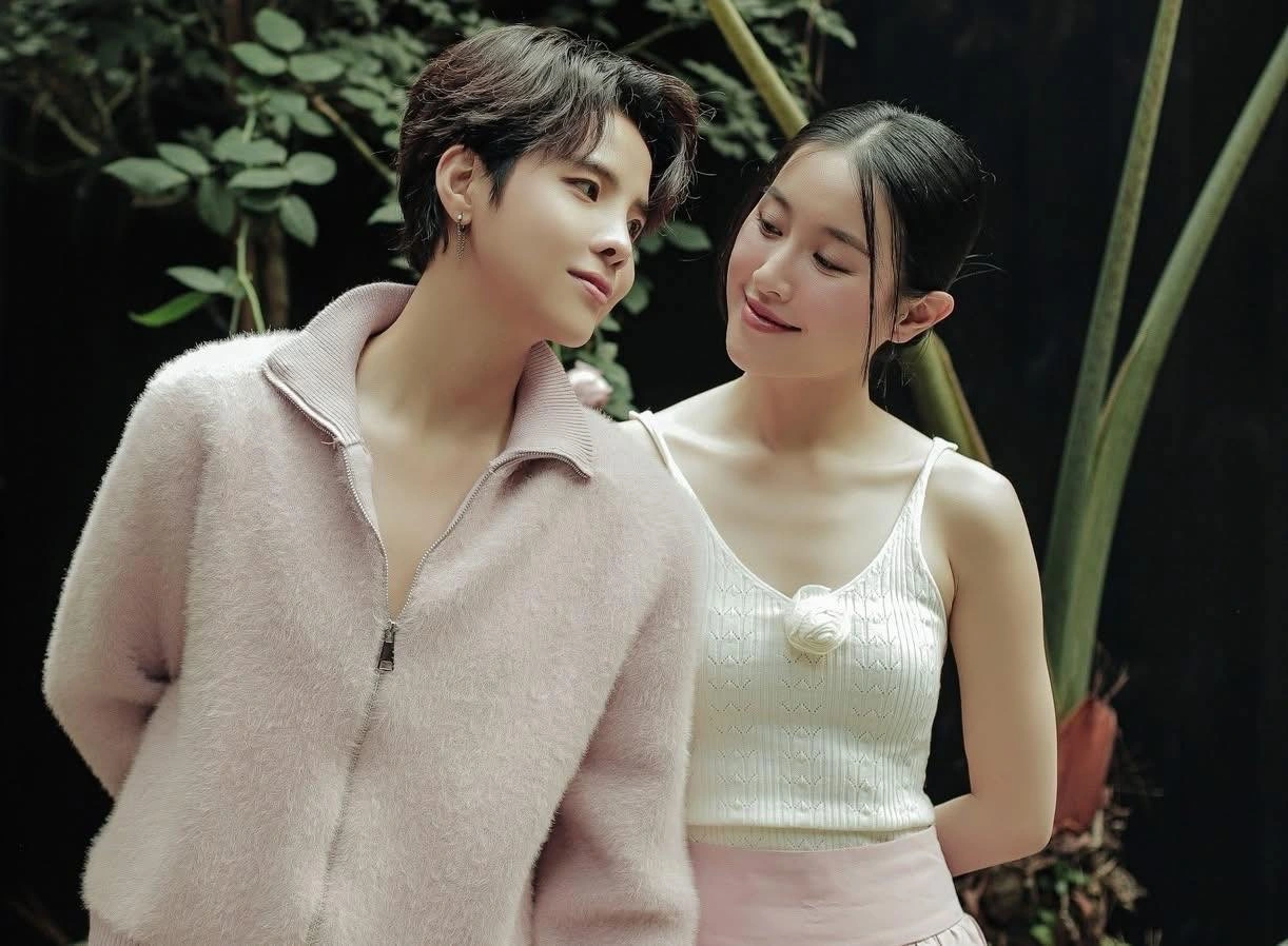 Chuyện tình cảm của Vũ Cát Tường và Thu Trang được gia đình ủng hộ.