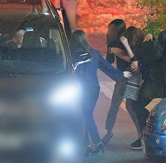 Nữ diễn viên bị tố nghiện rượu, khiến bạn trai khó chịu.