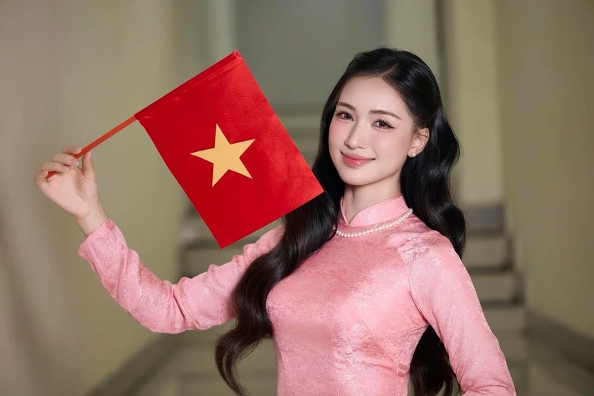 Hòa Minzy là nghệ sĩ chăm làm thiện nguyện, thường xuyên quyên góp giúp đỡ những hoàn cảnh khó khăn.