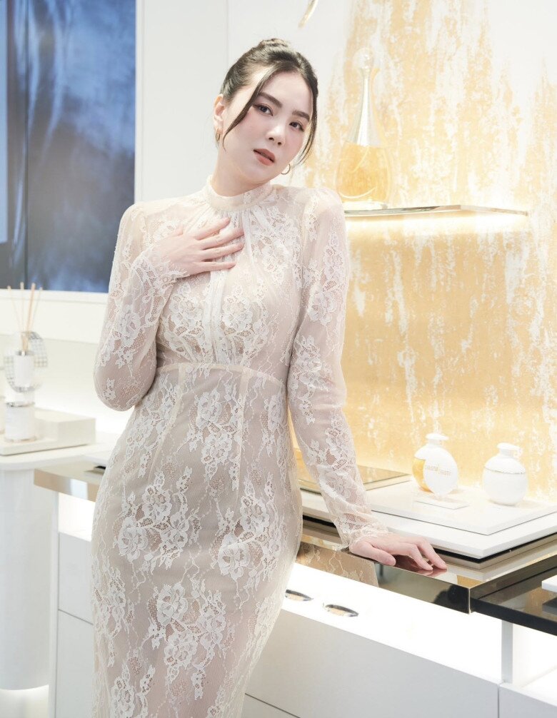 Mai Ngọc sớm về số cân nặng 58kg, bằng số đo khi chưa mang thai.