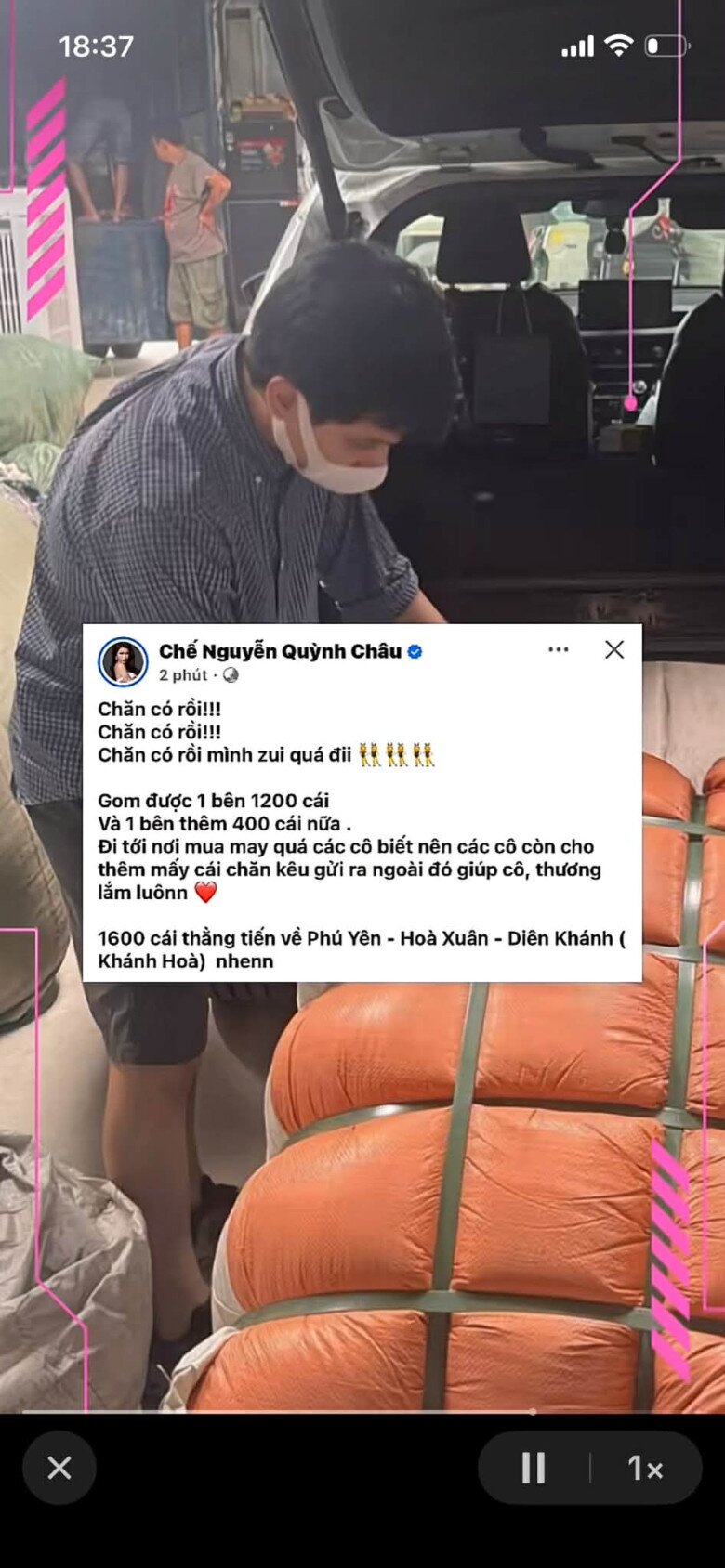 Người đẹp cùng chồng gấp rút chuẩn bị vật phẩm để giúp đỡ bà con vùng lũ.