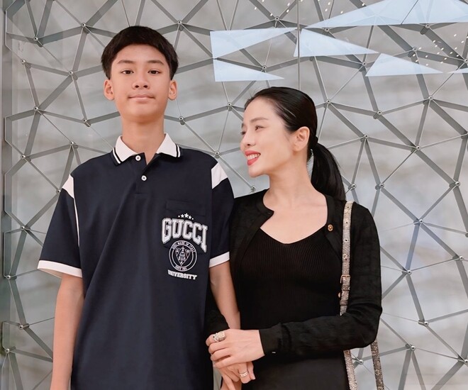 Lệ Quyên tự hào khi quý tử 14 tuổi cao lên từng ngày.