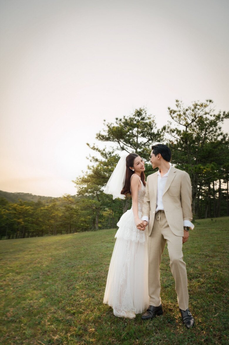 Sao Việt 24h: Á hậu Việt một mình nuôi 5 con nay than amp;#34;nghèo không nuôi nổiamp;#34;, quý tử xin bố giúp - 6