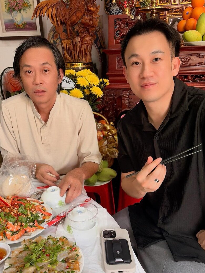 Sao Việt 24h: Bé Bo nhà Hòa Minzy 6 tuổi đăng status hút gần 200.000 like, trầm ngâm vì amp;#34;3 năm chưa trả lời hết commentamp;#34; - 6