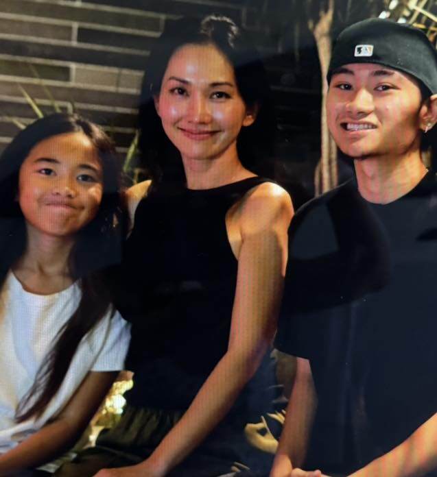 Sao Việt 24h: Con gái Hoa hậu Phương Lê amp;#34;khóc umamp;#34; mỗi khi NSƯT Vũ Luân vắng nhà, vẻ mặt hưởng thụ khi được bố cưng nựng - 3