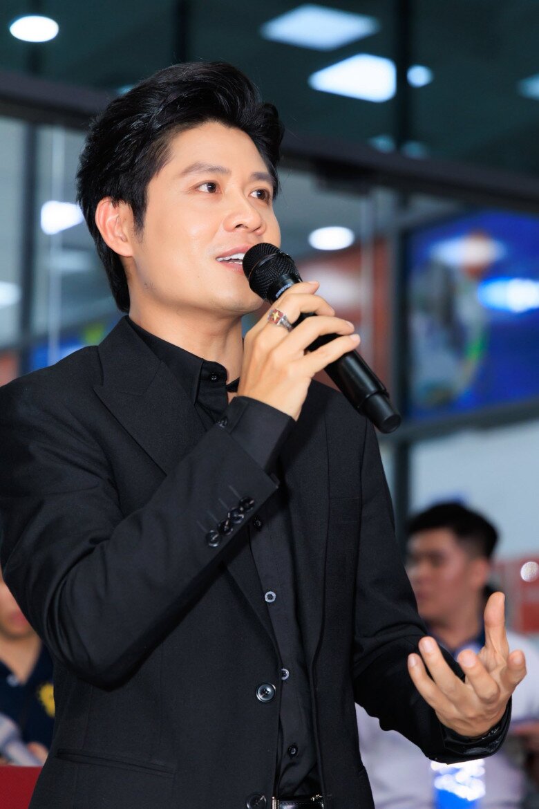 Sao Việt 24h: Con trai Khánh Thi gây chú ý khi tặng amp;#34;vàngamp;#34; cho cô giáo, biết số amp;#34;tài sảnamp;#34; ở nhà khán giả trầm trồ - 11