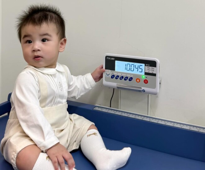 Con trai Mai Ngọc phát triển vượt trội ở tháng thứ 7.