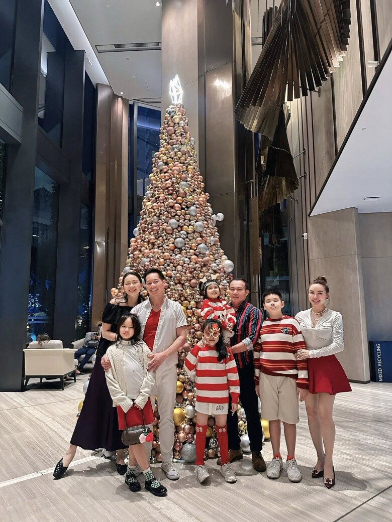 Sao Việt 24h: Con trai MC Mai Ngọc hơn 7 tháng tuổi sở hữu vóc dáng amp;#34;vượt chuẩnamp;#34;, nghe số đo khiến các amp;#34;mẹ bỉmamp;#34; ao ước - 12