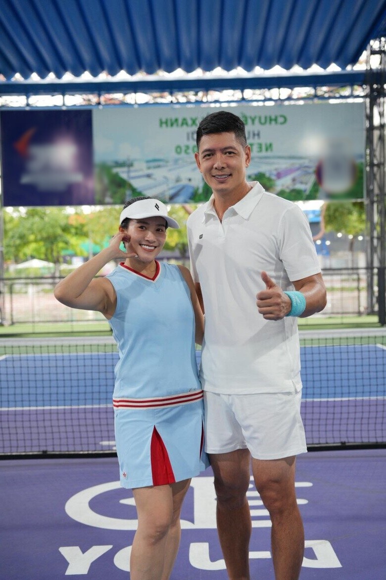 Sao Việt 24h: Doanh nhân Cường Đô La đầu đầy tóc bạc giản dị đưa 2 amp;#34;bản saoamp;#34; của mình đi học - 7