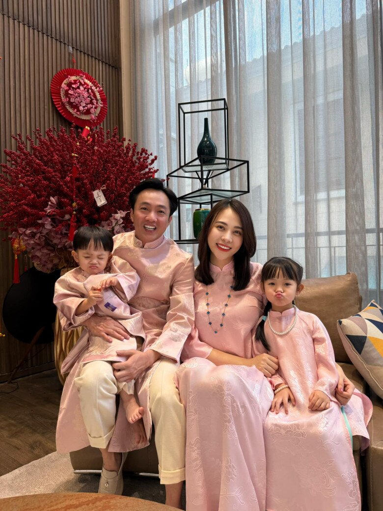 Cường Đô La và Đàm Thu Trang đã có 2 con đủ nếp, đủ tẻ.