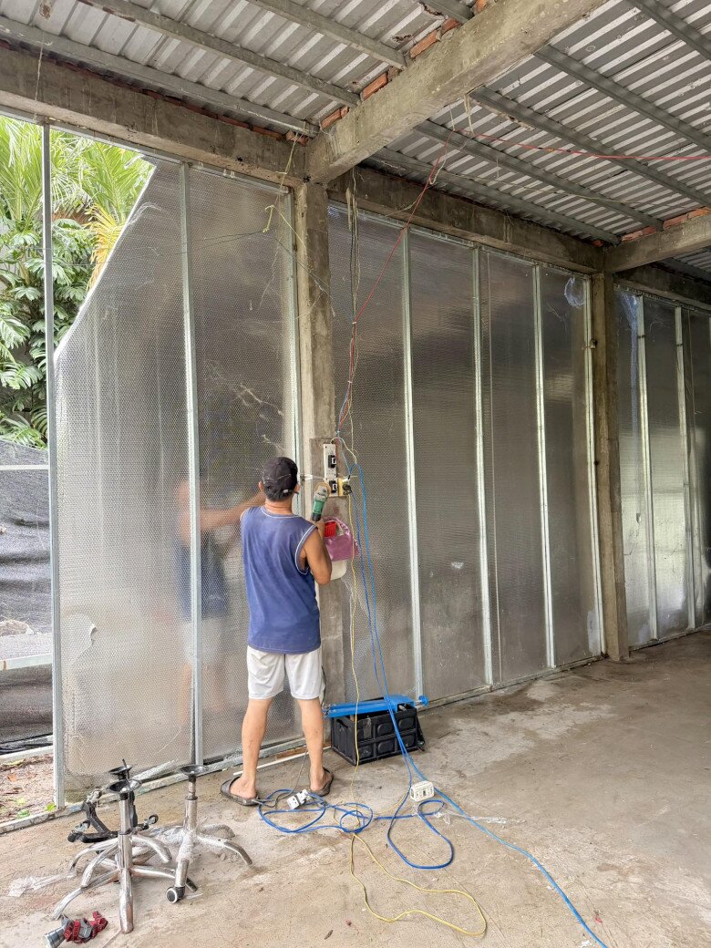 Sao Việt 24h: Hoa hậu Đỗ Mỹ Linh lộ vòng 2 lùm lùm, nghi vấn mang thai lần 2 khi dự đám cưới Đỗ Thị Hà - 7