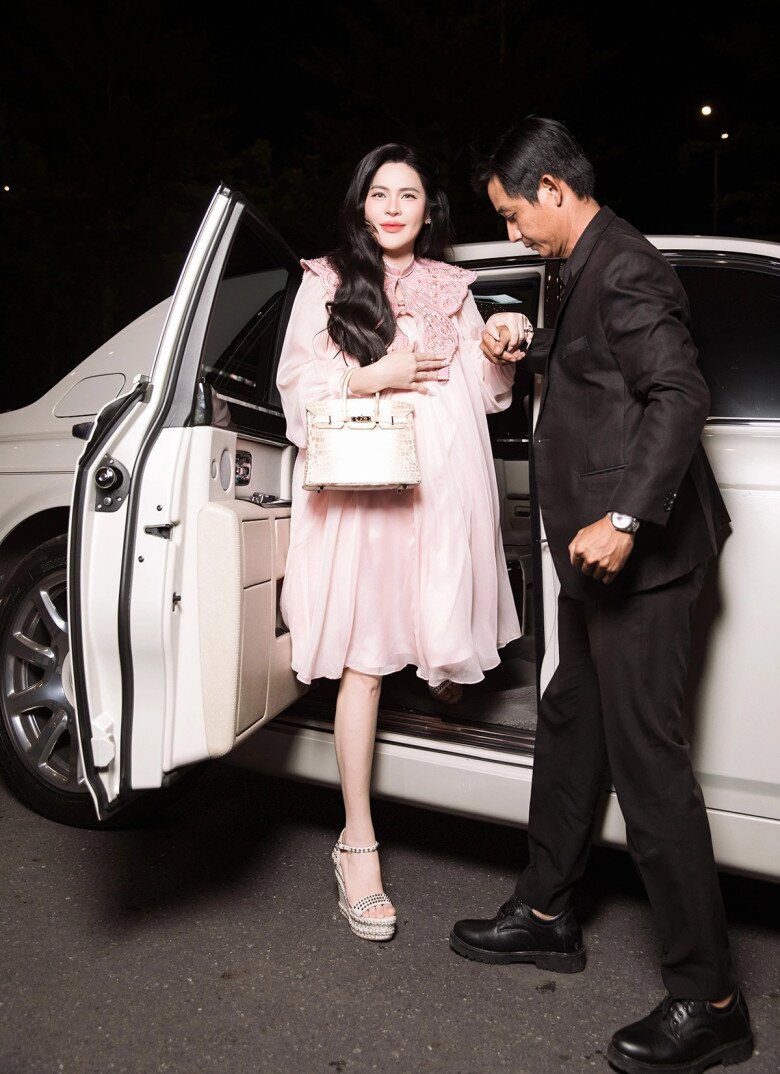 Sao việt 24h mẹ vợ cường đô la khoe khoảnh khắc 2 cháu nắm tay nhau suchin được bà khẳng định giống hệt đàm thu trang - 14