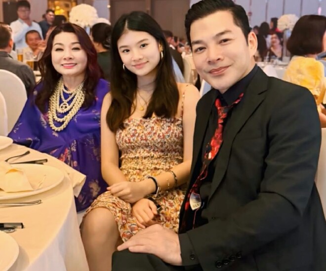 Con gái Trần Bảo Sơn - Trương Ngọc Ánh khoe sắc vóc ngày càng trưởng thành.