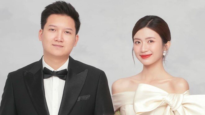 Ngọc Huyền hạnh phúc bên ông xã kém tuổi.