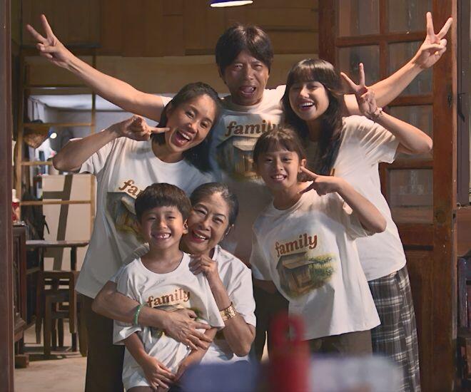 Bộ phim Cuộc Chiến Hạ Lưu do đạo diễn Mr. Tô cầm trịch đưa khán giả vào cuộc sống nhiều sóng gió của một gia đình nghèo giữa đô thị phồn hoa.