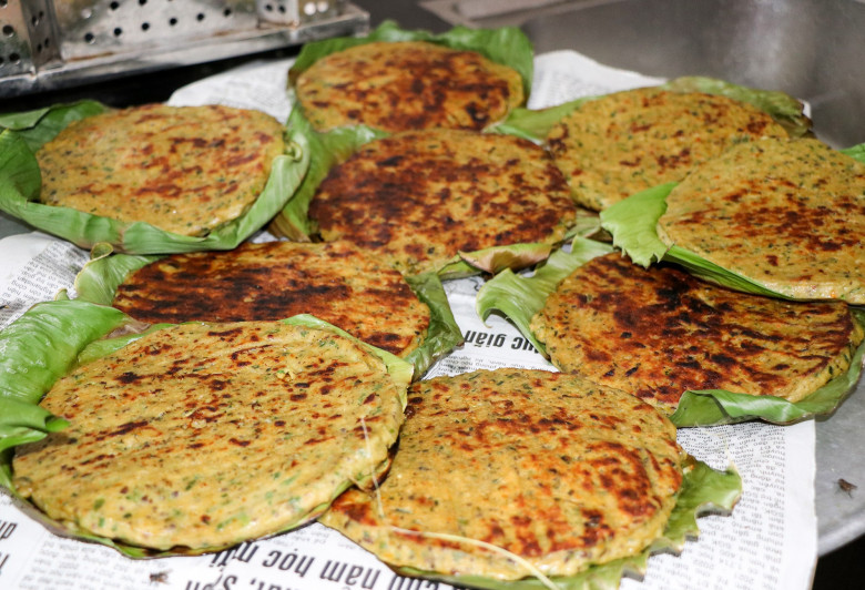 Món ăn amp;#34;cứu đóiamp;#34; chỉ có ở Nghệ An từng thất truyền, nay thành đặc sản làm ngày đêm vẫn không kịp để bán - 1