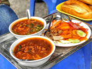 Lifestyle - Trời lạnh rồi đi ăn bánh mì sốt vang thôi: 2 địa chỉ uy tín nhất Thủ đô, tồn tại mấy chục năm khách vẫn ghé nườm nượp