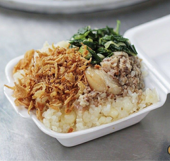 Món Ăn Cứu Đói Từ Thời Bao Cấp Nay Thành Đặc Sản Cực Hiếm Ở Hà Nội: Khắp Thủ Đô Chỉ Còn Đúng 1 Quán Bán Suốt Hơn 20 Năm Món Ăn Amp;#34;Cứu Đóiamp;#34; Từ Thời Bao Cấp Nay Thành Đặc Sản Cực Hiếm Ở Hà Nội: Khắp Thủ Đô Chỉ Còn Đúng 1 Quán Bán Suốt Hơn 20 Năm - 4