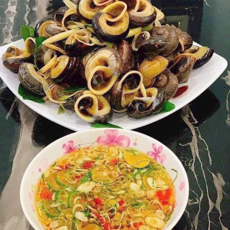 Loài Ốc Lạ Chỉ Ăn Cây Thuốc Trên Rừng, Có Mùi Thơm Như Thuốc Bắc, Giá Tới 400.000Đ/Kg Vẫn Ùn Ùn Người Mua Vì Bổ Dưỡng Loài Ốc Lạ Chỉ Ăn Cây Thuốc Trên Rừng, Có Mùi Thơm Như Thuốc Bắc, Giá Tới 400.000Đ/Kg Vẫn Ùn Ùn Người Mua Vì Bổ Dưỡng - 5