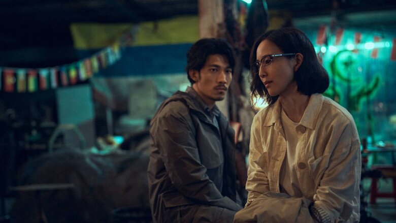 Dù không có nhiều cảnh tình cảm, khán giả vẫn tích cực đẩy thuyền Liên Bỉnh Phát và Trương Quân Ninh vì chemistry bùng nổ.