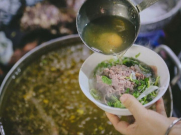 6 quán phở bò lâu năm nhất Thủ đô: Có quán tồn tại hơn 100 năm, được Michelin vinh danh 2 năm liên tiếp