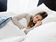 Sức khỏe - 4 tư thế ngủ thoải mái nhưng đang âm thầm “hủy hoại” cột sống, nhiều người vẫn vô tư thực hiện mỗi ngày