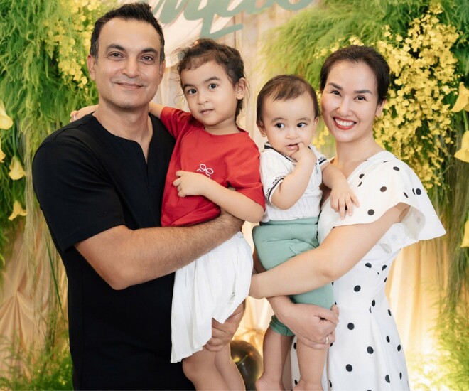 Mẹ hai con Võ Hạ Trâm về dáng thon gọn sau 1 năm sinh con.