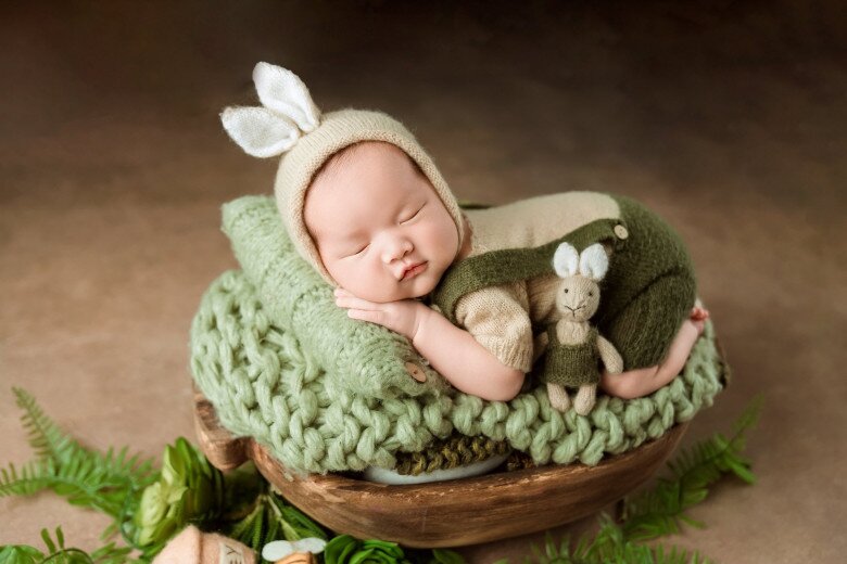 Ngoài sắc vóc của Thu Hoài, vẻ ngoài đáng yêu của bé Zino - con trai cô cũng gây sốt.