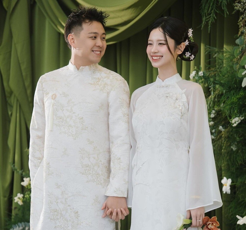 Chuyện tình nhiều năm của 9X có cái kết viên mãn với thiên thần nhỏ tuổi Tỵ vừa chào đời.