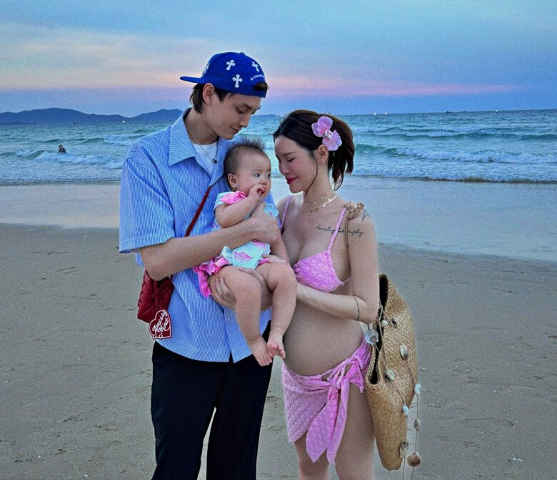 8X bầu lần 2 khi con đầu lòng mới 7 tháng tuổi, bụng vượt mặt vẫn xinh đẹp.