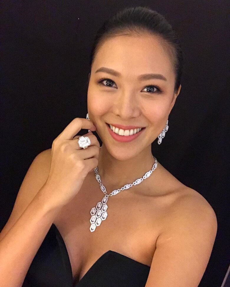 amp;#34;Bom sexamp;#34; đình đám thông báo sang Mỹ sinh con, gây sốt khi bế bụng bầu làm đám cưới với đại gia hơn 12 tuổi - 5