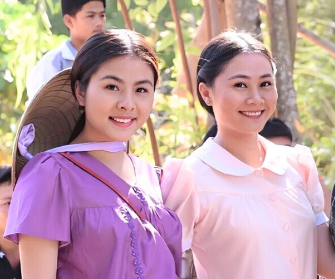 Vân Trang và đàn chị Thanh Hiền lên phim là tình địch, ngoài đời rất thân thiết.