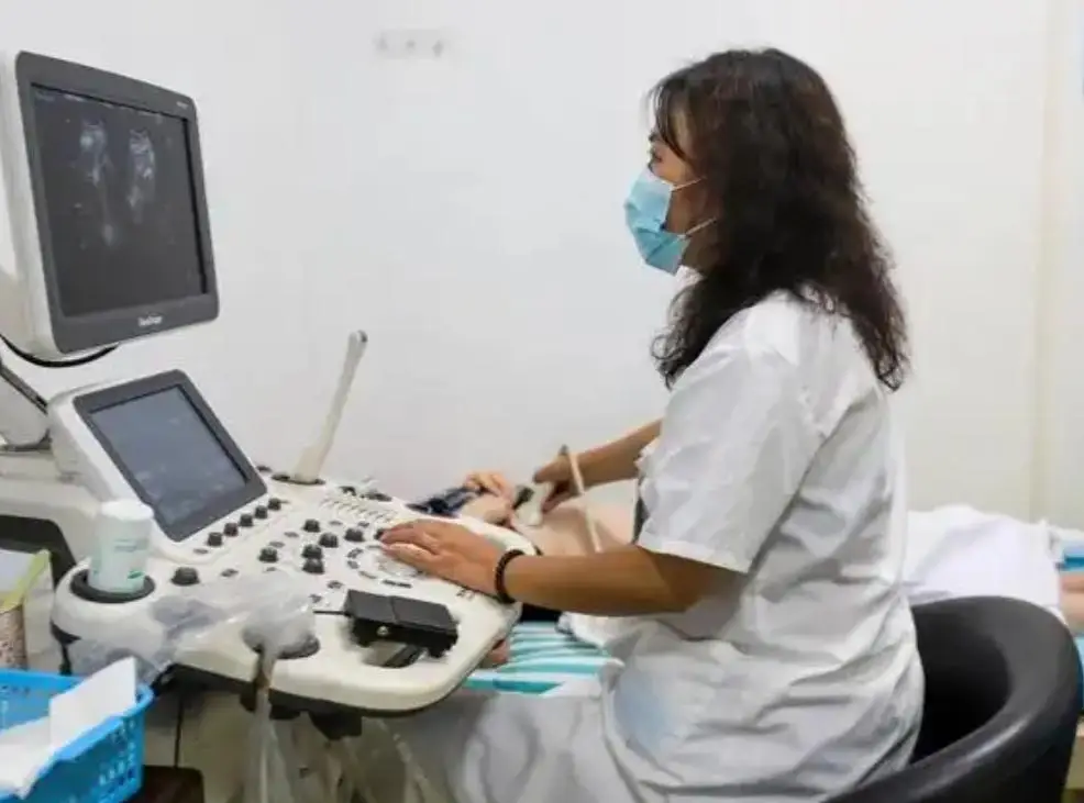 3 tháng sau hôn lễ, vợ trẻ phát hiện mang bầu - Ảnh minh hoạ.