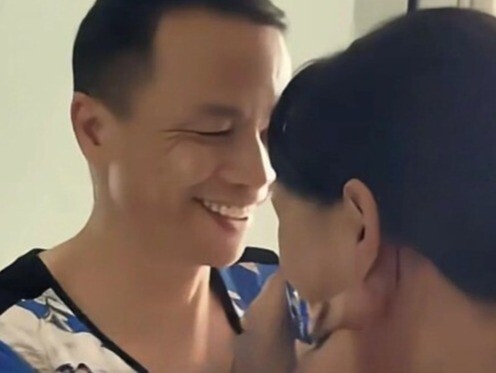 Người phụ nữ 48 tuổi tưởng bị khối u ở bụng ai dè đã có bầu 7 tháng.