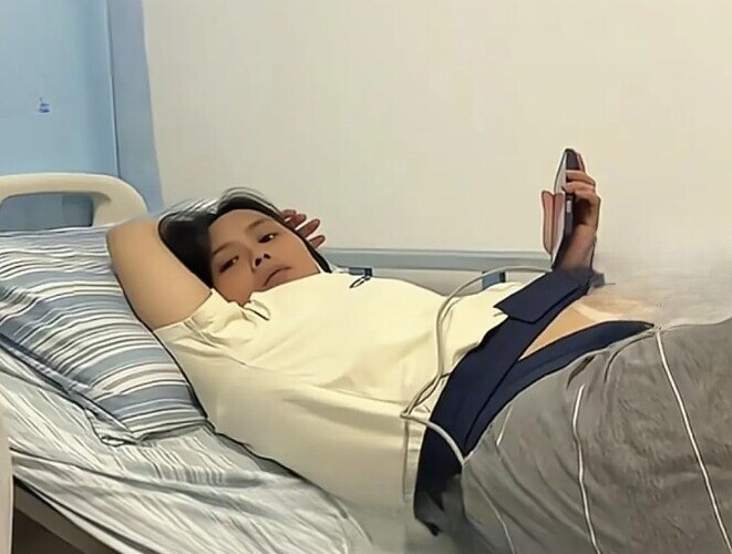 Dở khóc dở cười với các chị em mang bầu nhưng không hay biết: Có người đi khám tiêu hoá, 10 phút sau đã sinh con - 2