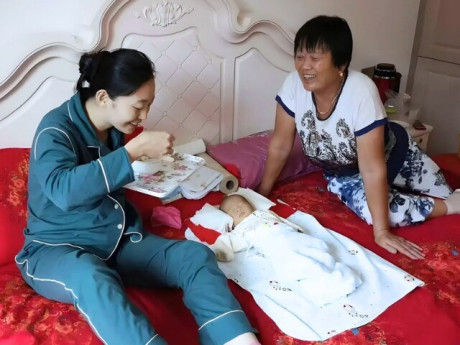 Bà bầu - Mẹ chồng ép con dâu mới sinh 10 ngày chiều chồng và kết cục đau lòng