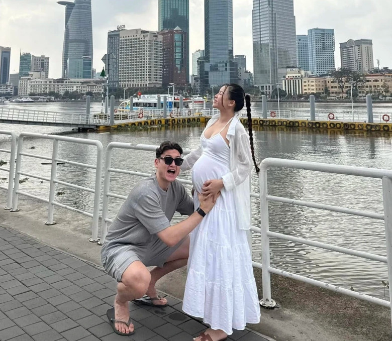 Hành trình bầu bí của 9X có sự đồng hành ấm áp của ông xã.