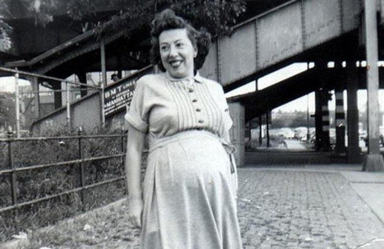 Bà Zahra mang bào thai hoá đá nặng 3,2kg trong 46 năm.