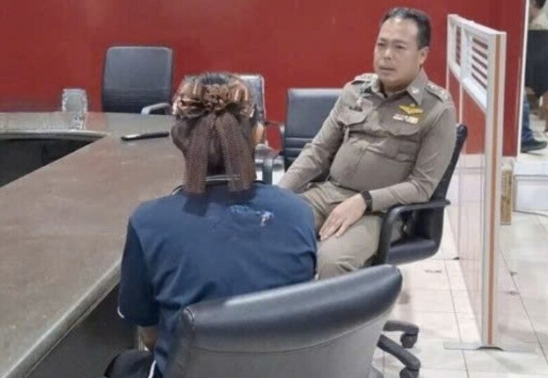 Thái Lan: Cô gái 19 tuổi không biết mình mang thai, sinh con bất ngờ khi đang tắm - 3