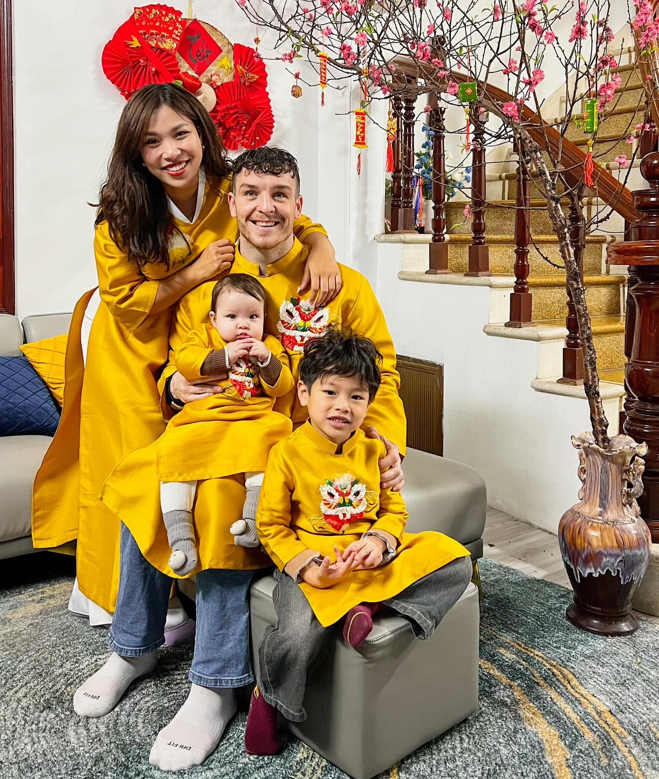 Rể Tây học tiếng Việt, yêu các món ăn của quê vợ.