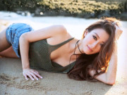 Bà bầu - Mẹ đơn thân bị từ mặt vì "không chồng mà chửa", giờ được chàng trai ngoại quốc si mê rủ đẻ thêm