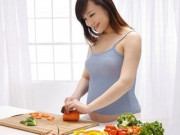 Uống vitamin và khoáng chất vào thời điểm nào là tốt nhất cho phụ nữ mang thai?