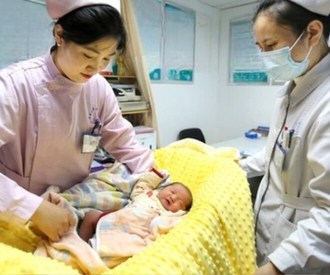 Nữ sinh đại học sinh con ở tuổi 19 vì vỡ kế hoạch - Ảnh minh hoạ.