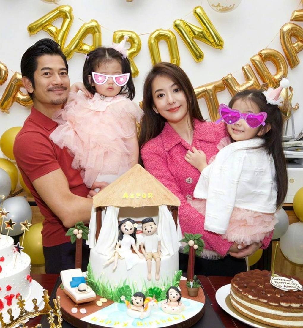 Hai ái nữ của Thiên vương năm nay đã 6 và 8 tuổi, có ngoại hình cực phẩm.