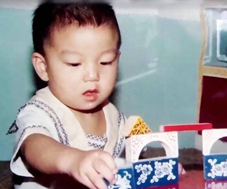 Sản phụ 9X ngã trên xe buýt dẫn đến sinh non, 10 năm chữa bại não cho con giờ đứa trẻ rất ngoan và chăm học - 2