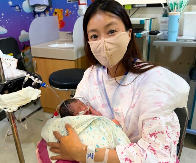 Sau ồn ào tự làm IVF sau ly hôn, Lee Si Young thông báo sinh con thứ 2.