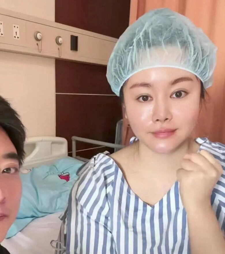 Cô từng sảy thai hồi tháng 4 khi thai nhi được 10 tuần tuổi.