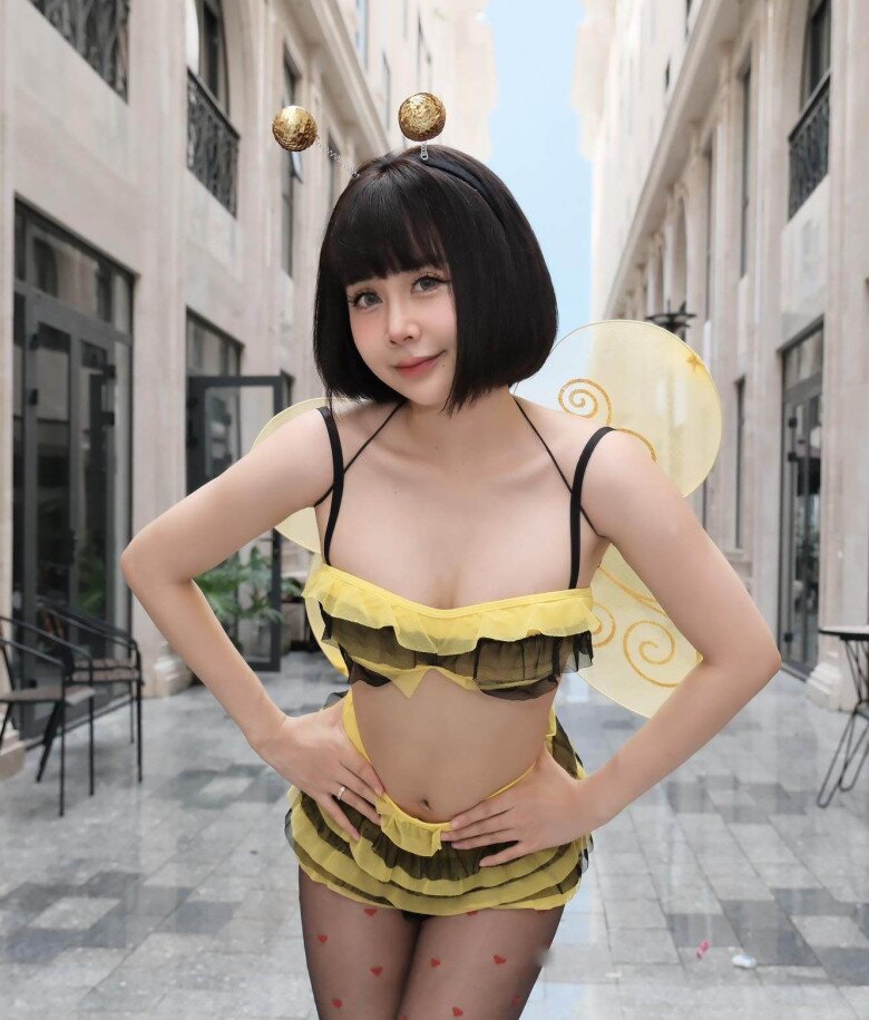 Sinh con sau đám cưới dát vàng, nữ thần phim học đường Việt gây choáng với body nảy nở tôn vòng 1 căng tràn - 2